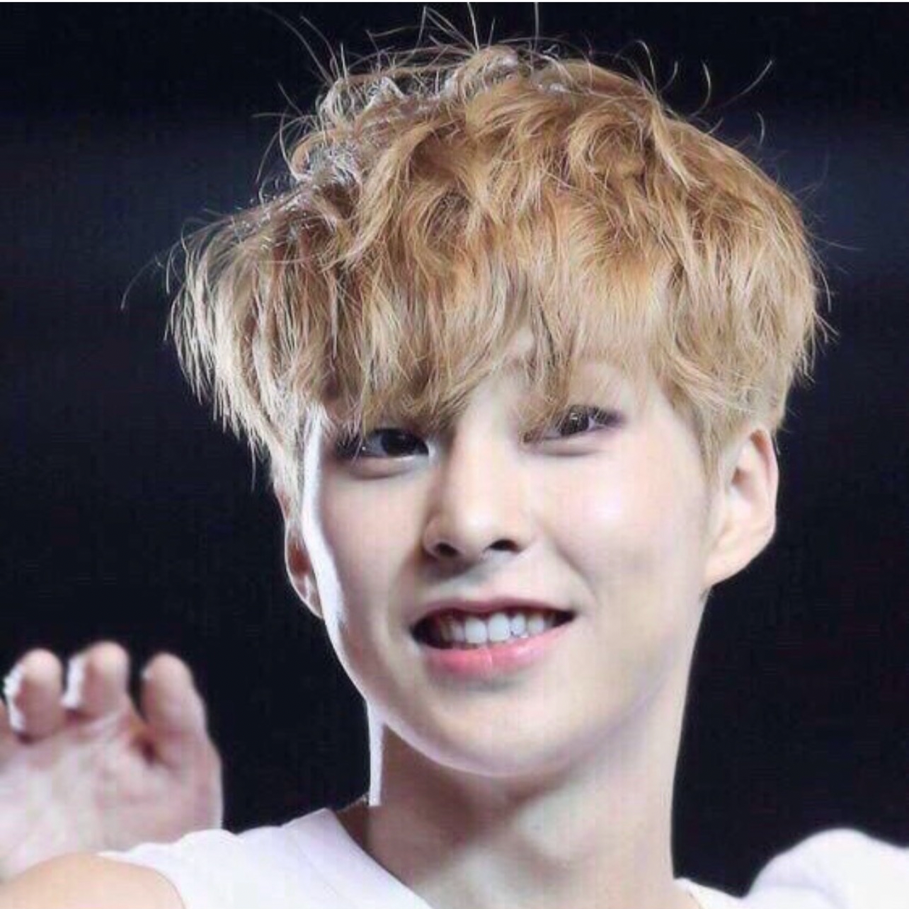 Latest photo of Xiumin (EXO)