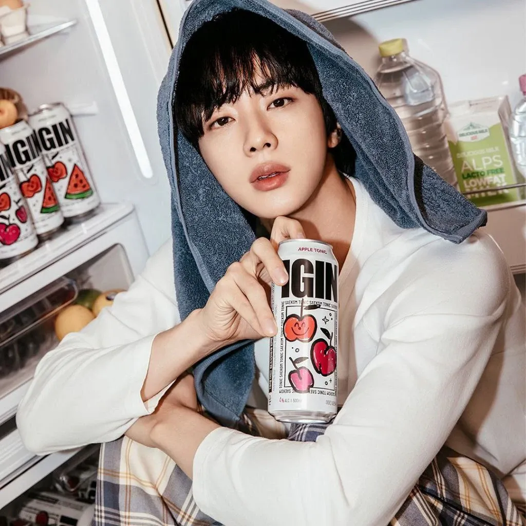 Foto terbaru Jin (BTS)