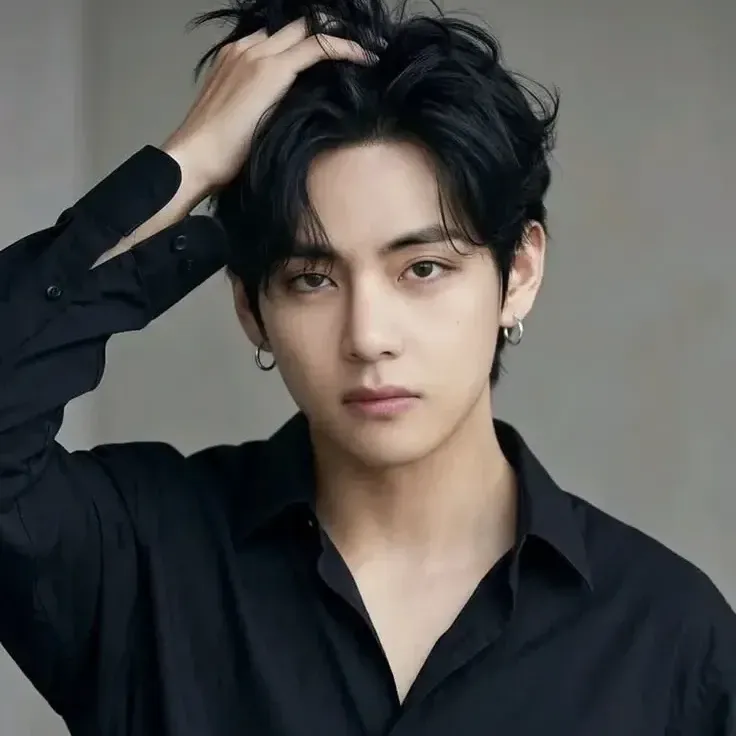 V (BTS)の最近の活動写真