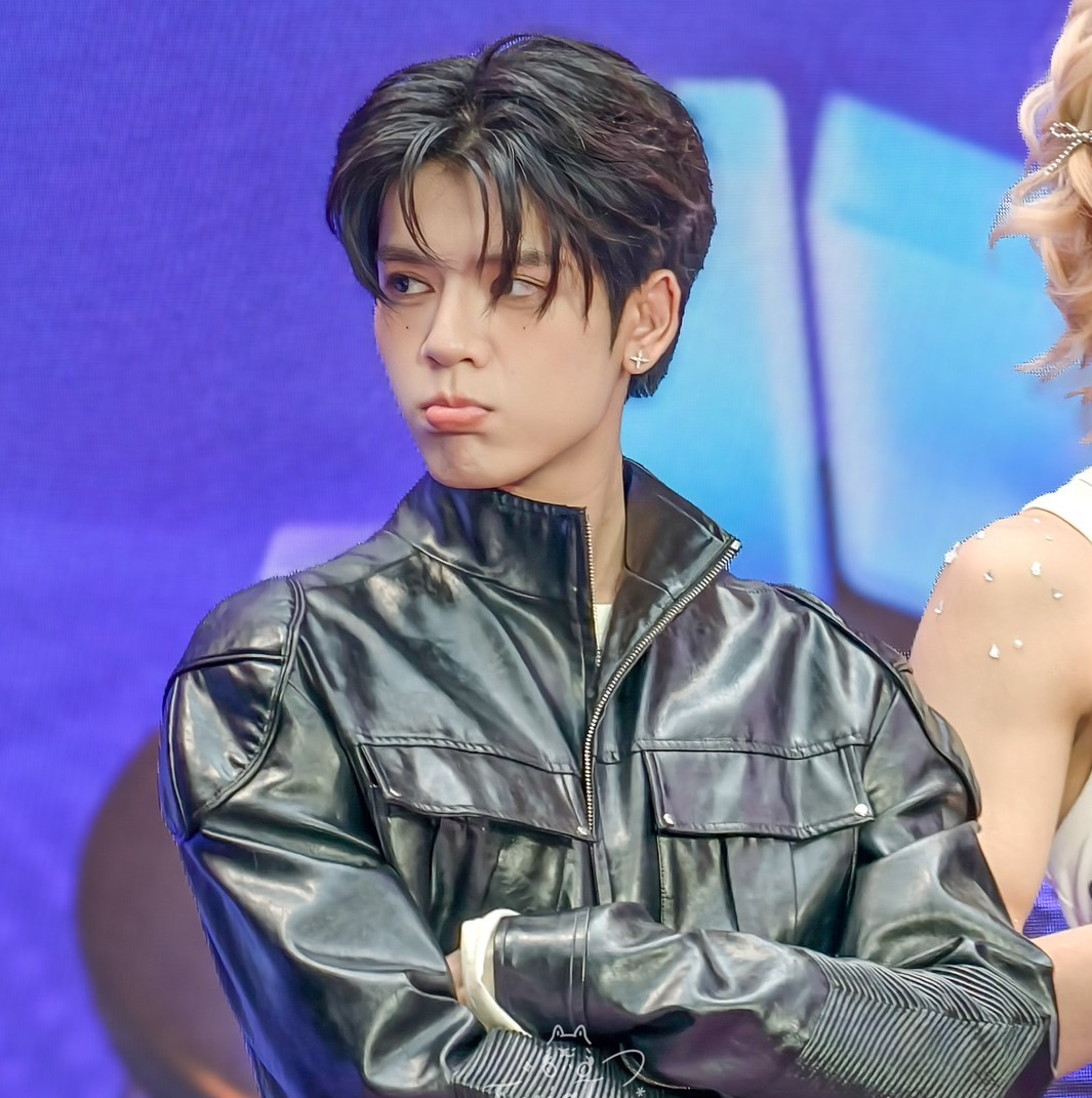 Latest photo of DORN (NexT1DE)