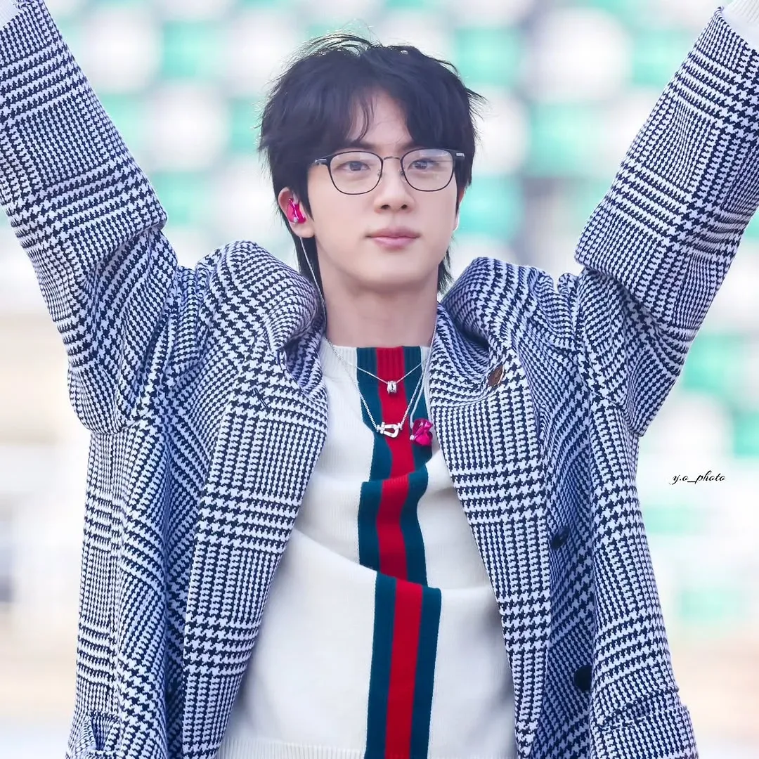 ジン (BTS)の舞台裏ショット