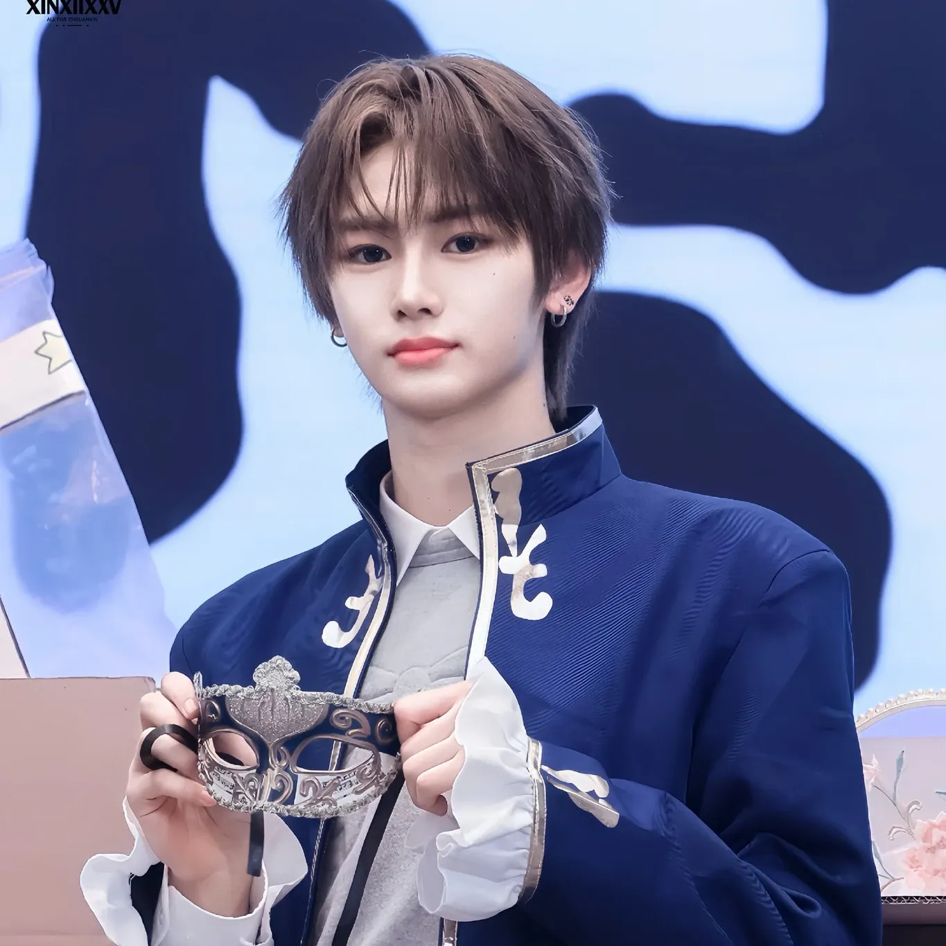 A moment captured by Zhou Anxin (ALPHA DRIVE ONE)'s fan