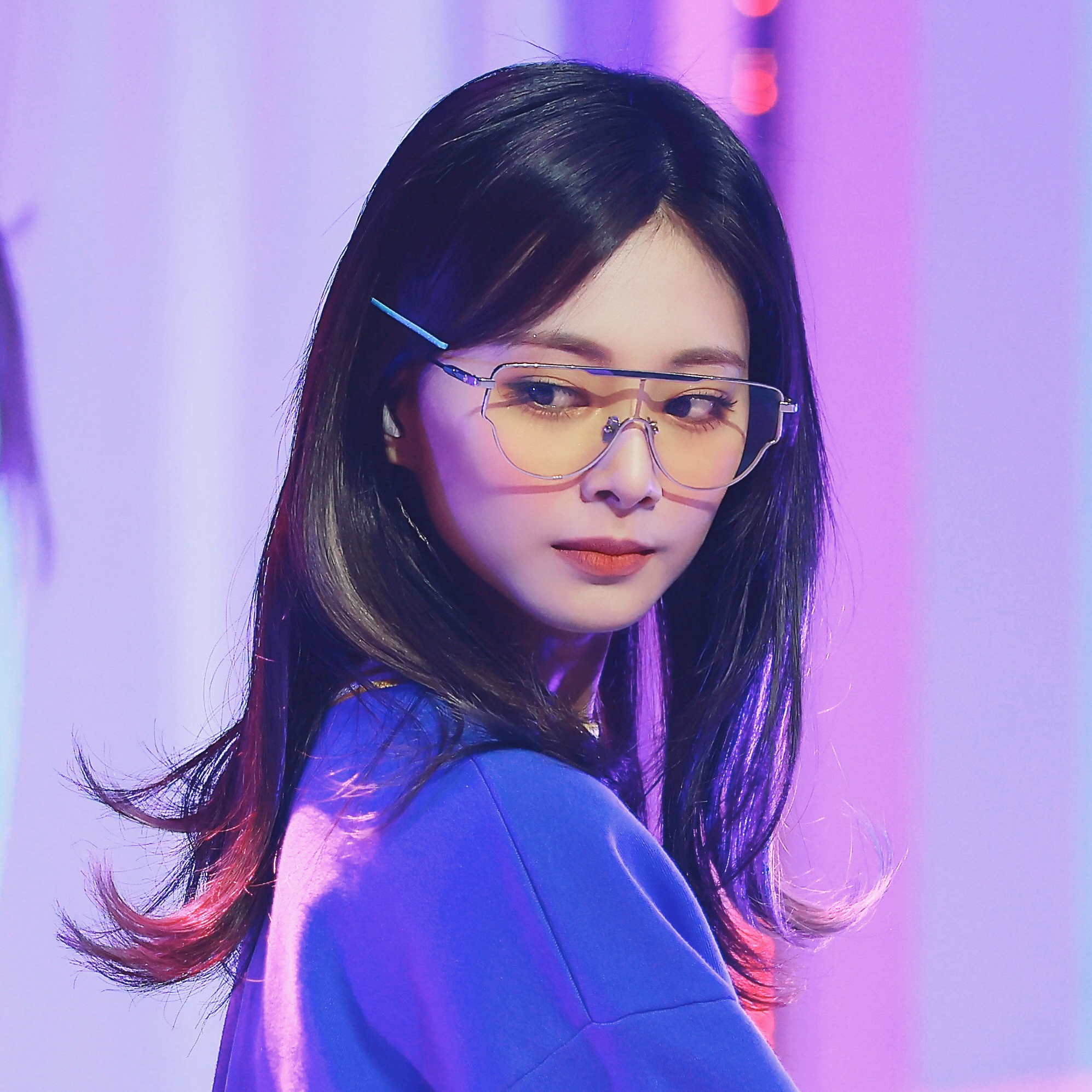 Behind-the-scenes cut of TWICE