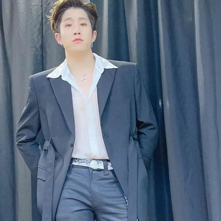 Behind-the-scenes cut of Jinjin (ASTRO)