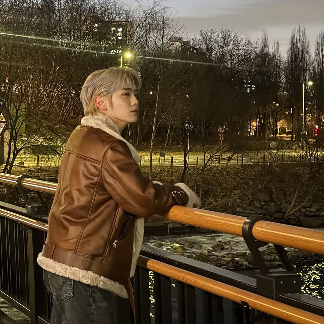 Latest photo of Kim Taerae (ZEROBASEONE)