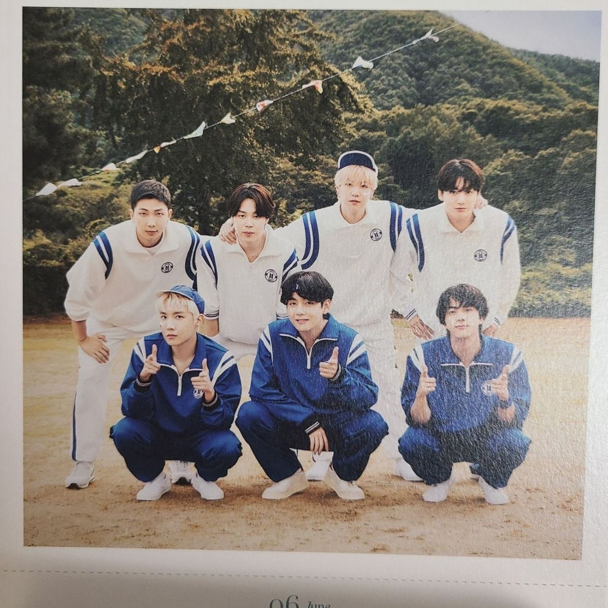 Hot post catching attention from 방탄소년단's fandom