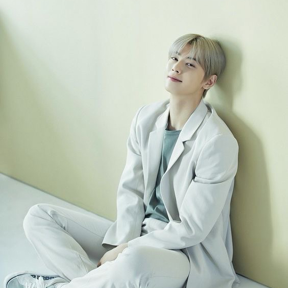 Latest photo of Eunwoo (ASTRO)