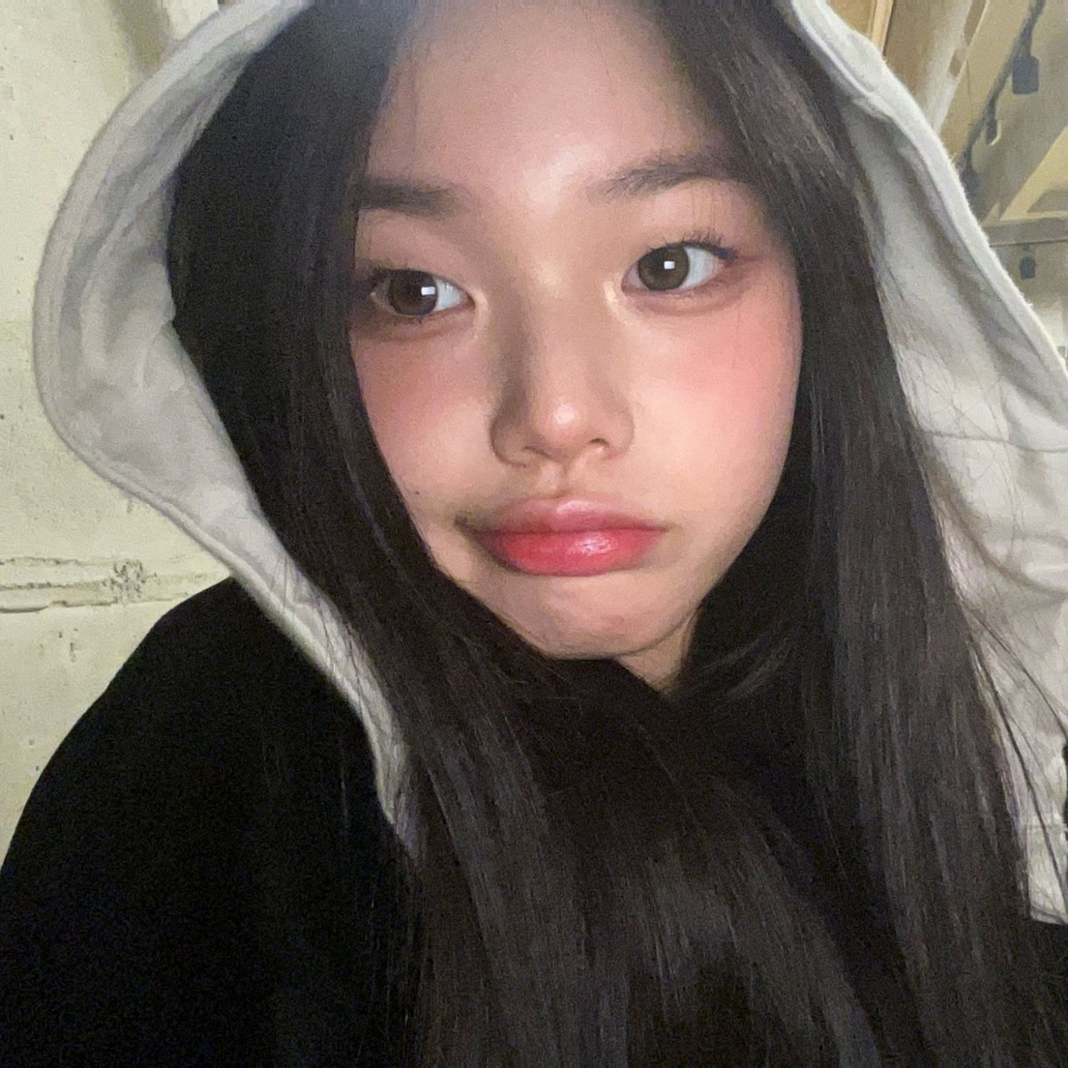 Recent activity shot of Park Boeun (CLASS:y)