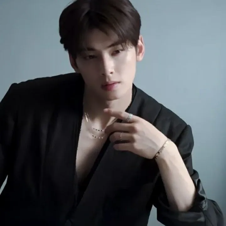 Behind-the-scenes cut of Eunwoo (ASTRO)