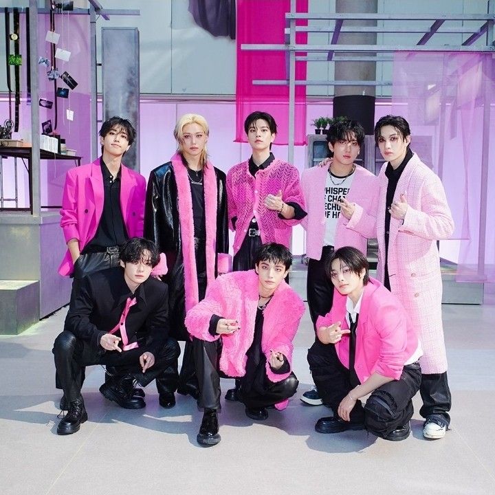 Stray Kids의 최신 사진