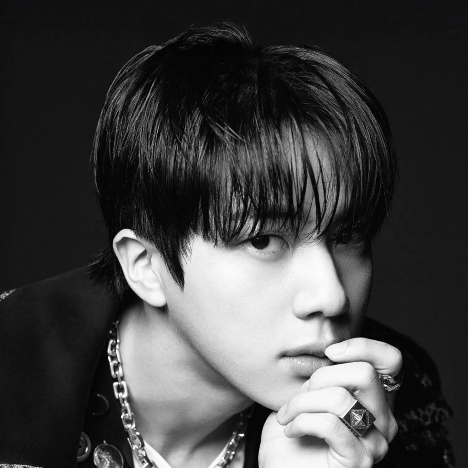 Foto aktivitas terbaru Jin (BTS)