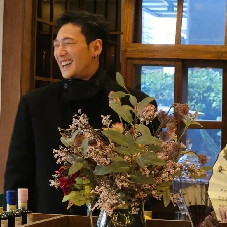 Latest photo of Baekho
