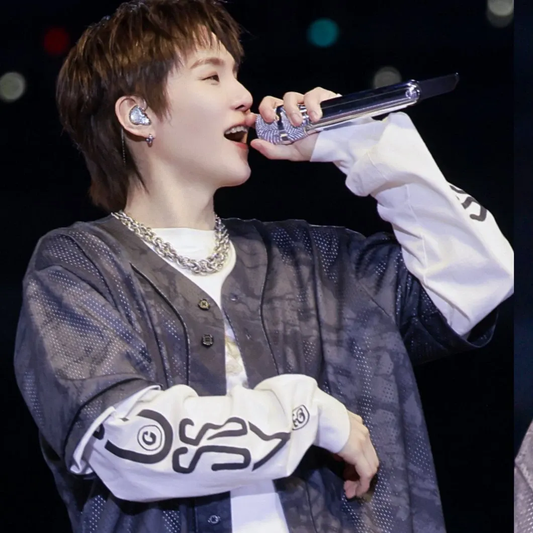 Potret di balik layar SUGA (BTS)