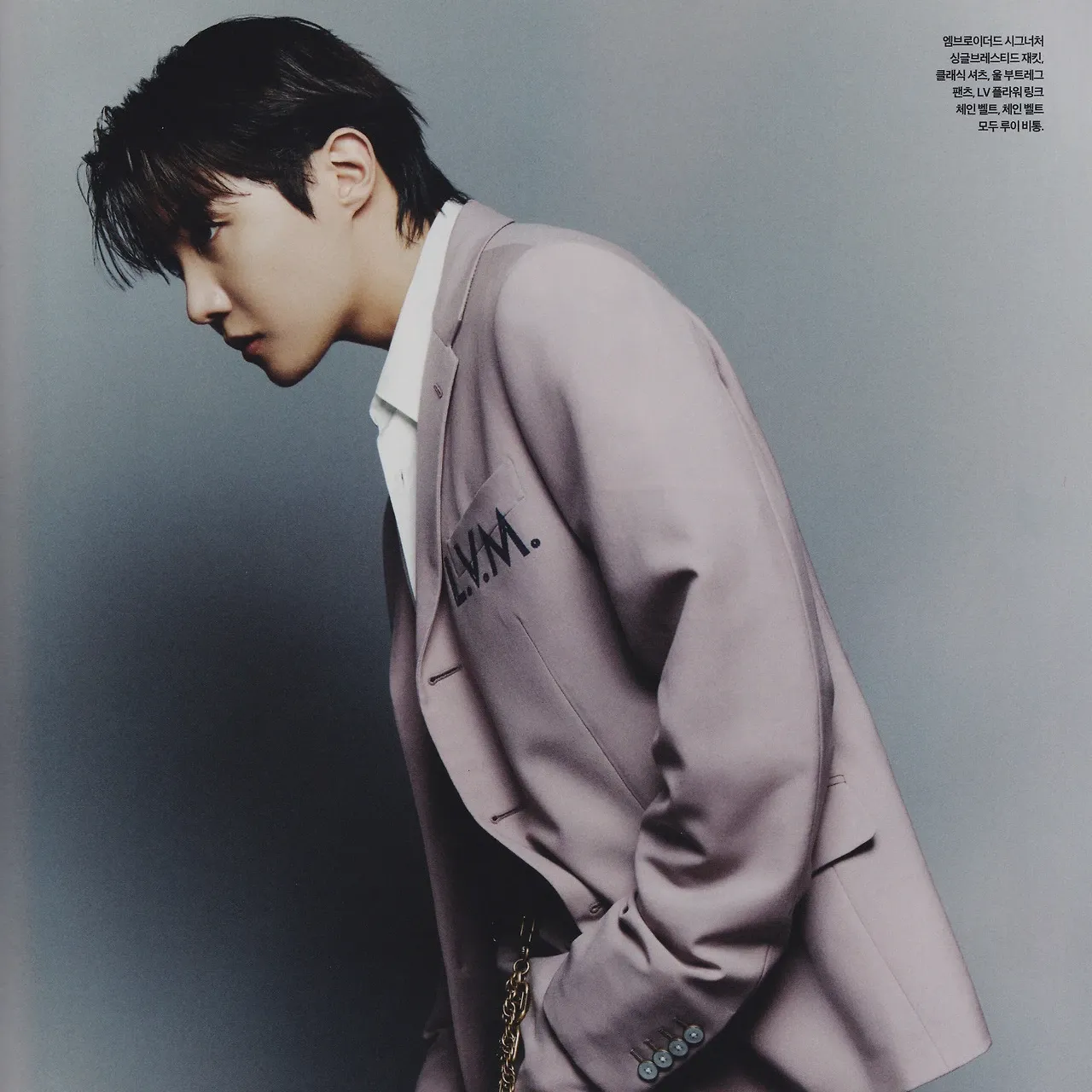 Foto terbaru j-hope (BTS)