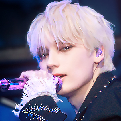 ヒュニンカイ (TOMORROW X TOGETHER)の舞台裏ショット