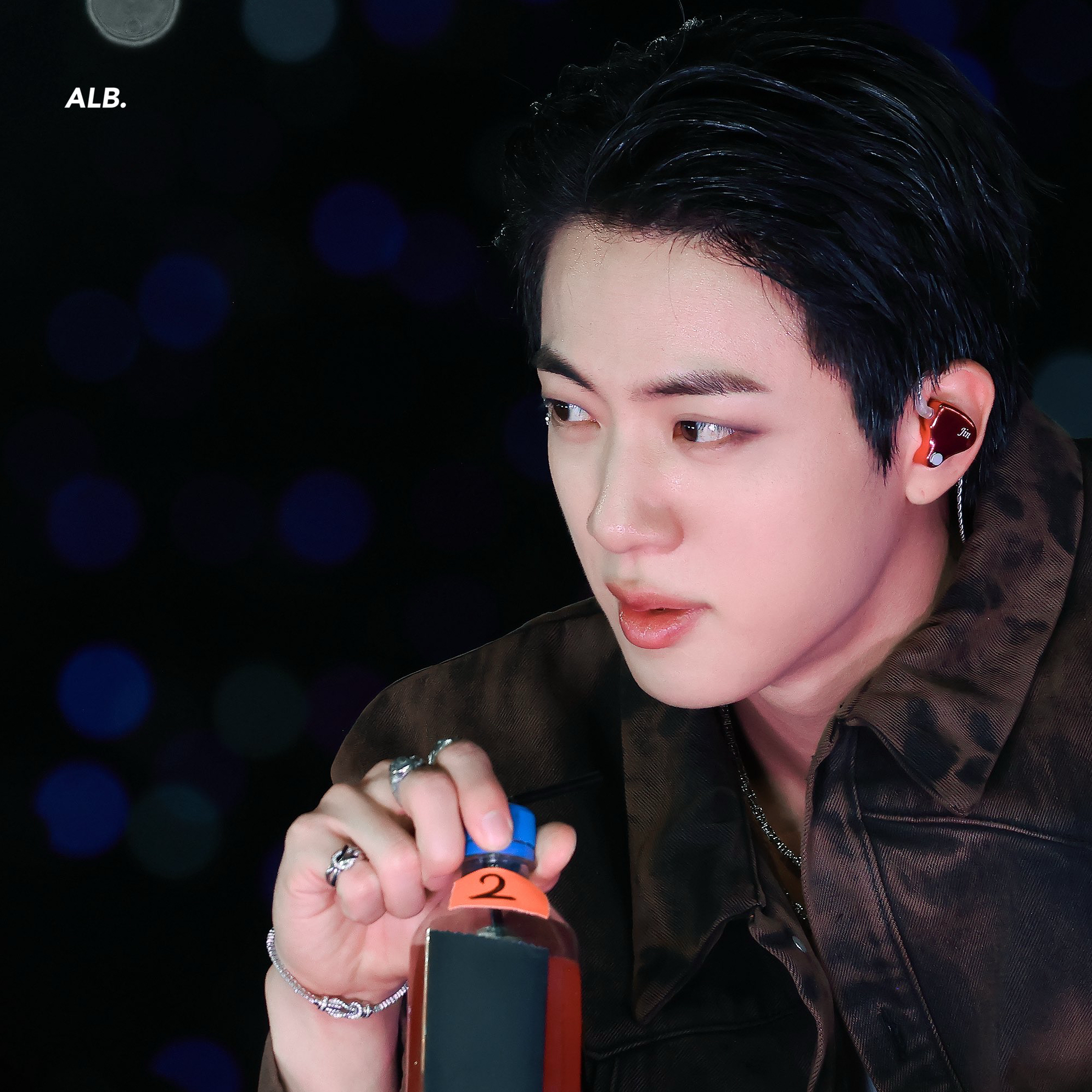 Foto terbaru Jin (BTS)