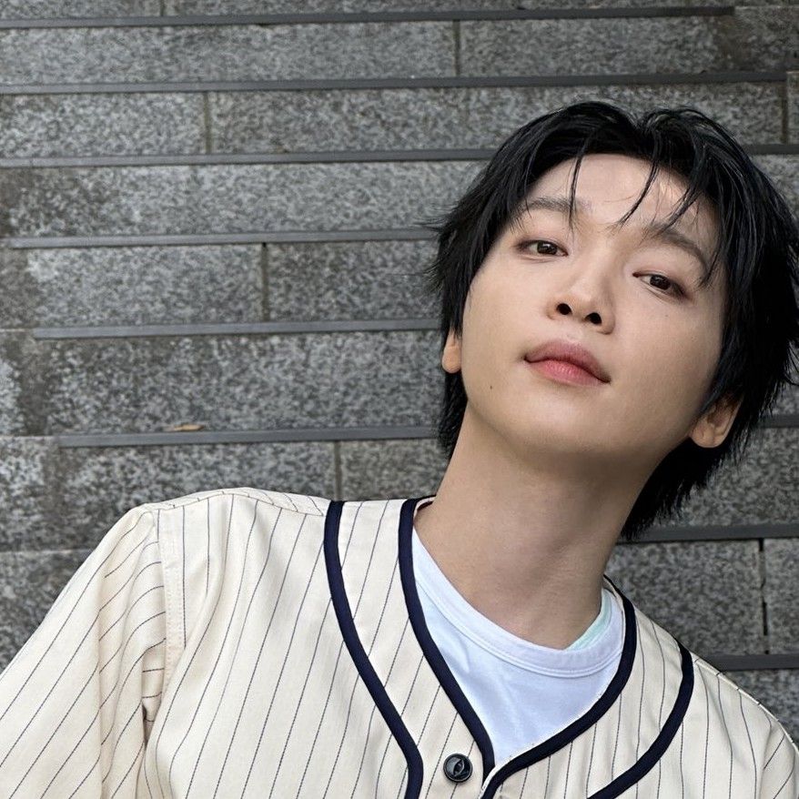 Recent activity shot of Jeong Sewoon