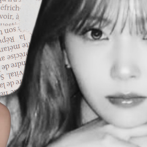 Latest photo of Mayuka (NiziU)