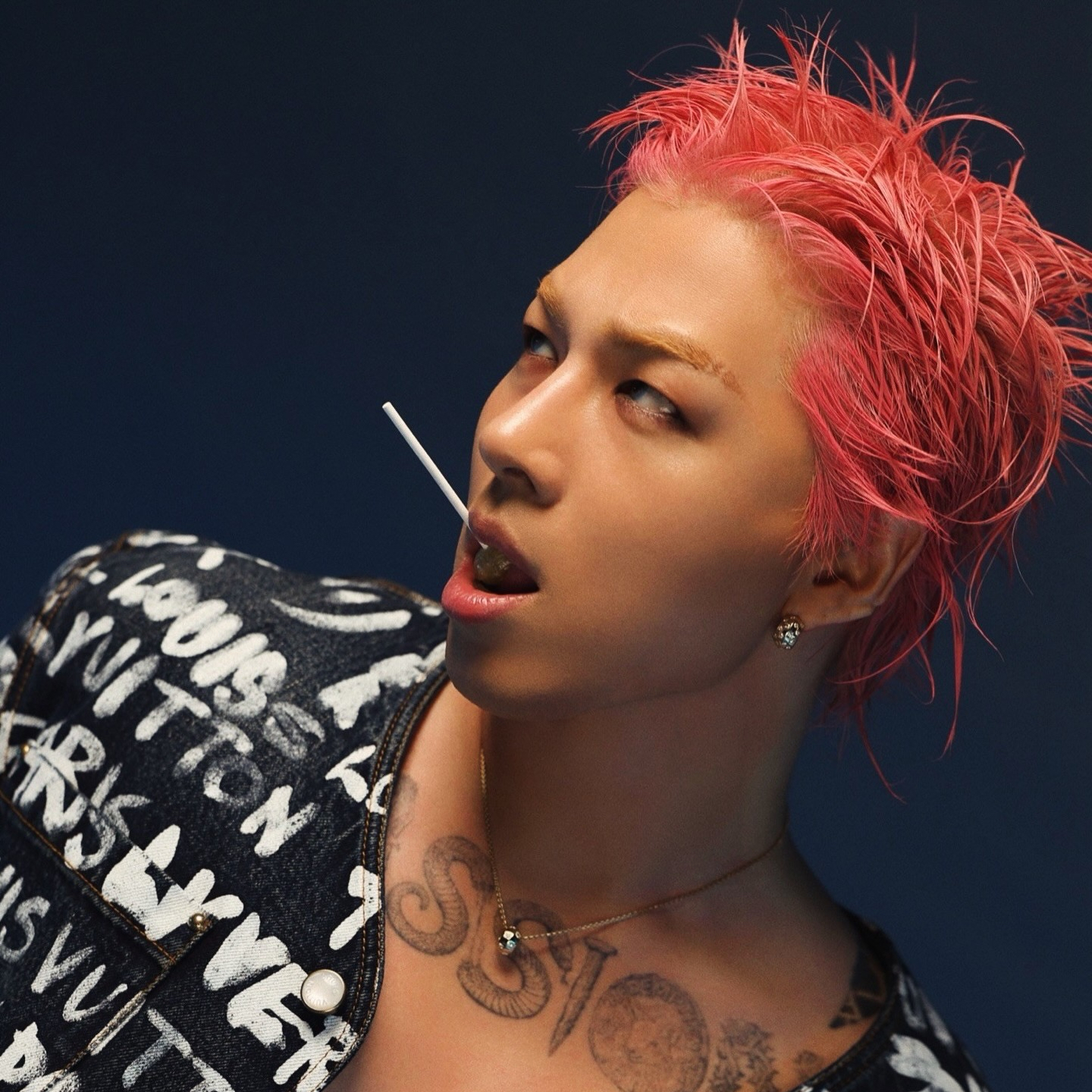 Latest photo of Taeyang (BIGBANG)