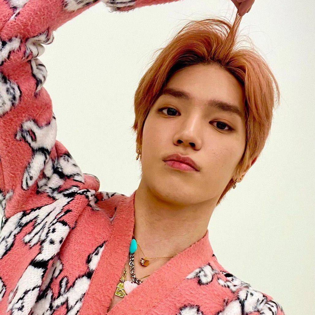 テヨン (NCT 127)の舞台裏ショット