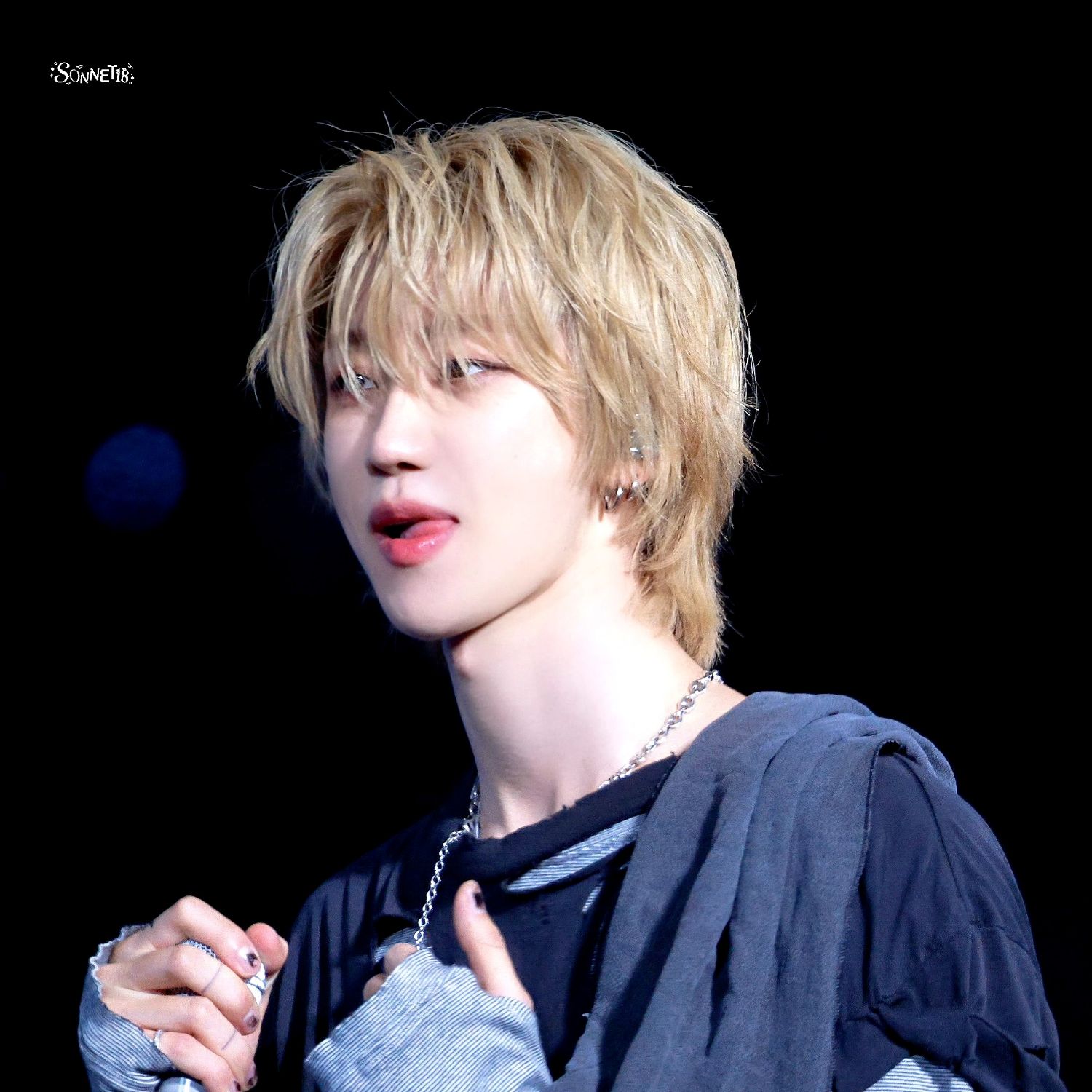 Behind-the-scenes cut of The 8 (SEVENTEEN)