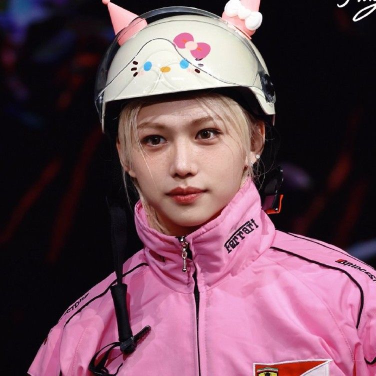 Behind-the-scenes cut of Felix (Stray Kids)