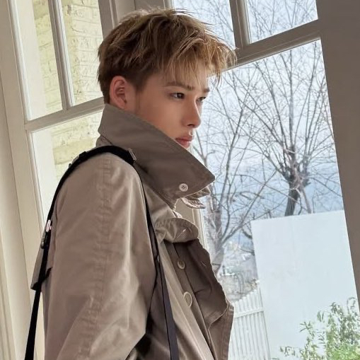 Foto aktivitas terbaru NI-KI (ENHYPEN)