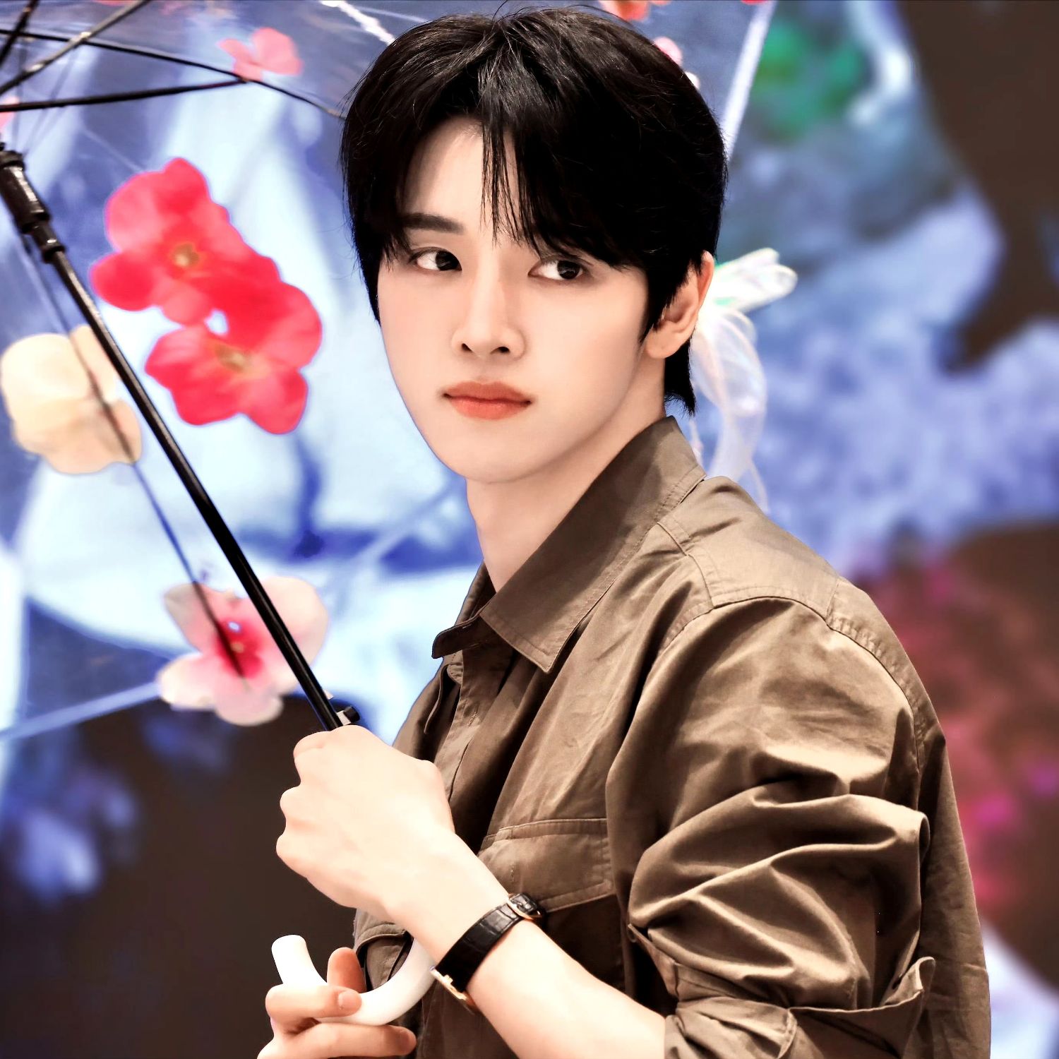Latest photo of Sungchan (RIIZE)