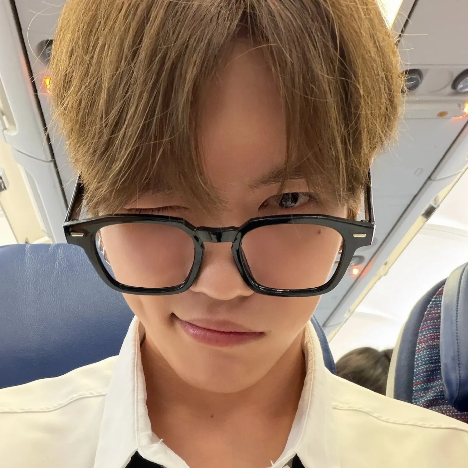 Behind-the-scenes cut of Gyehyeon (VERIVERY)