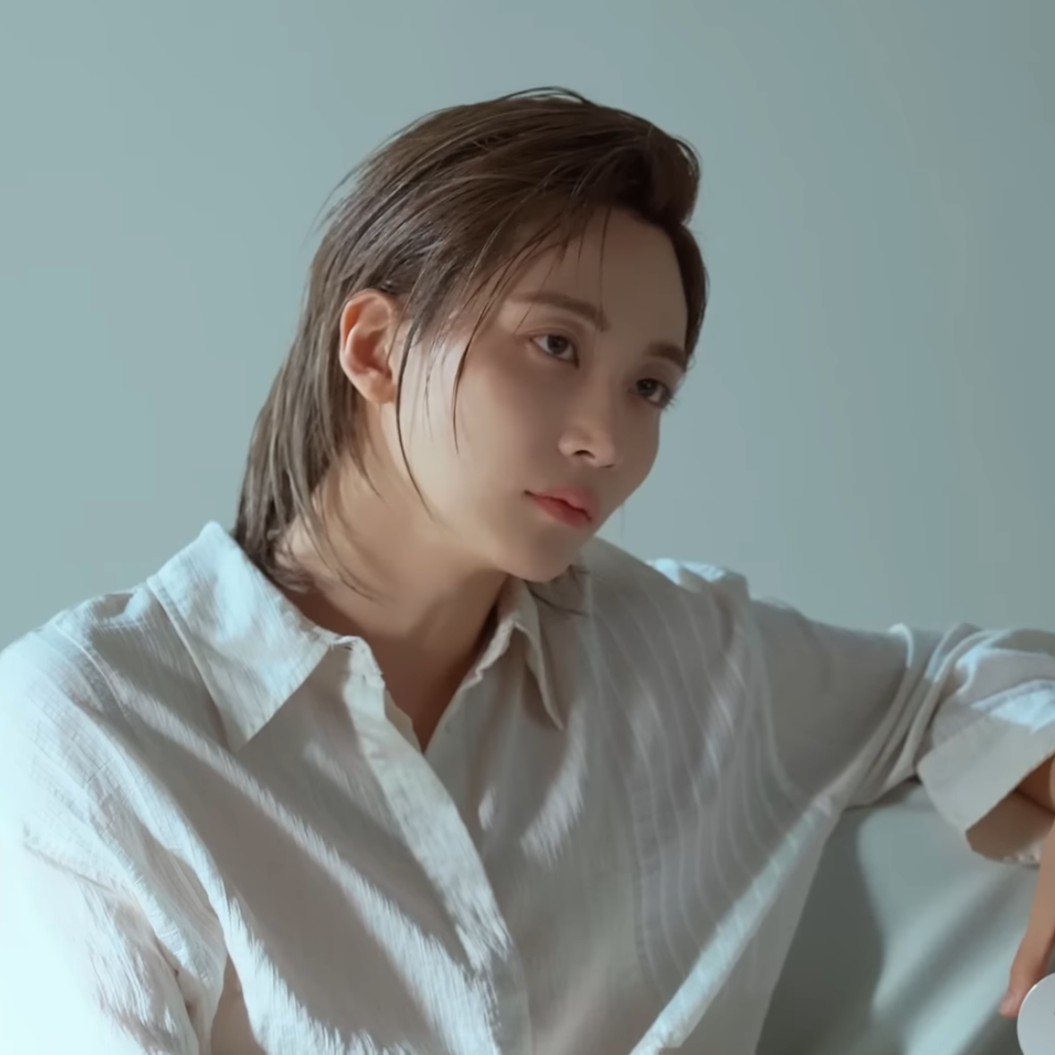 A moment captured by Jeonghan (SEVENTEEN)'s fan