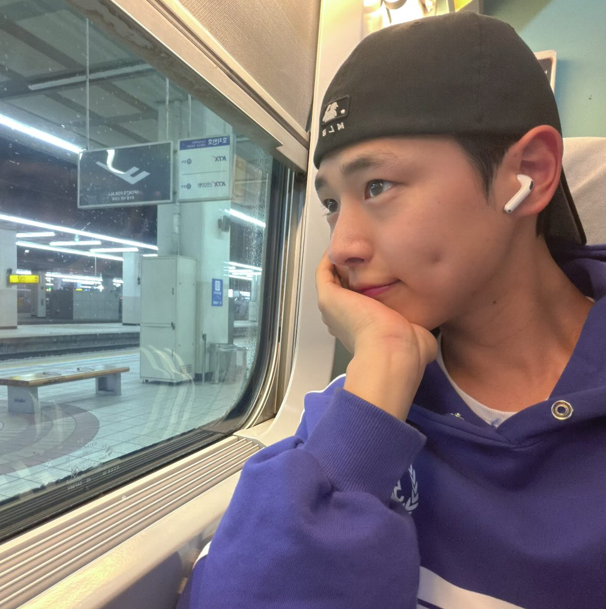 Behind-the-scenes cut of Choi Byungchan