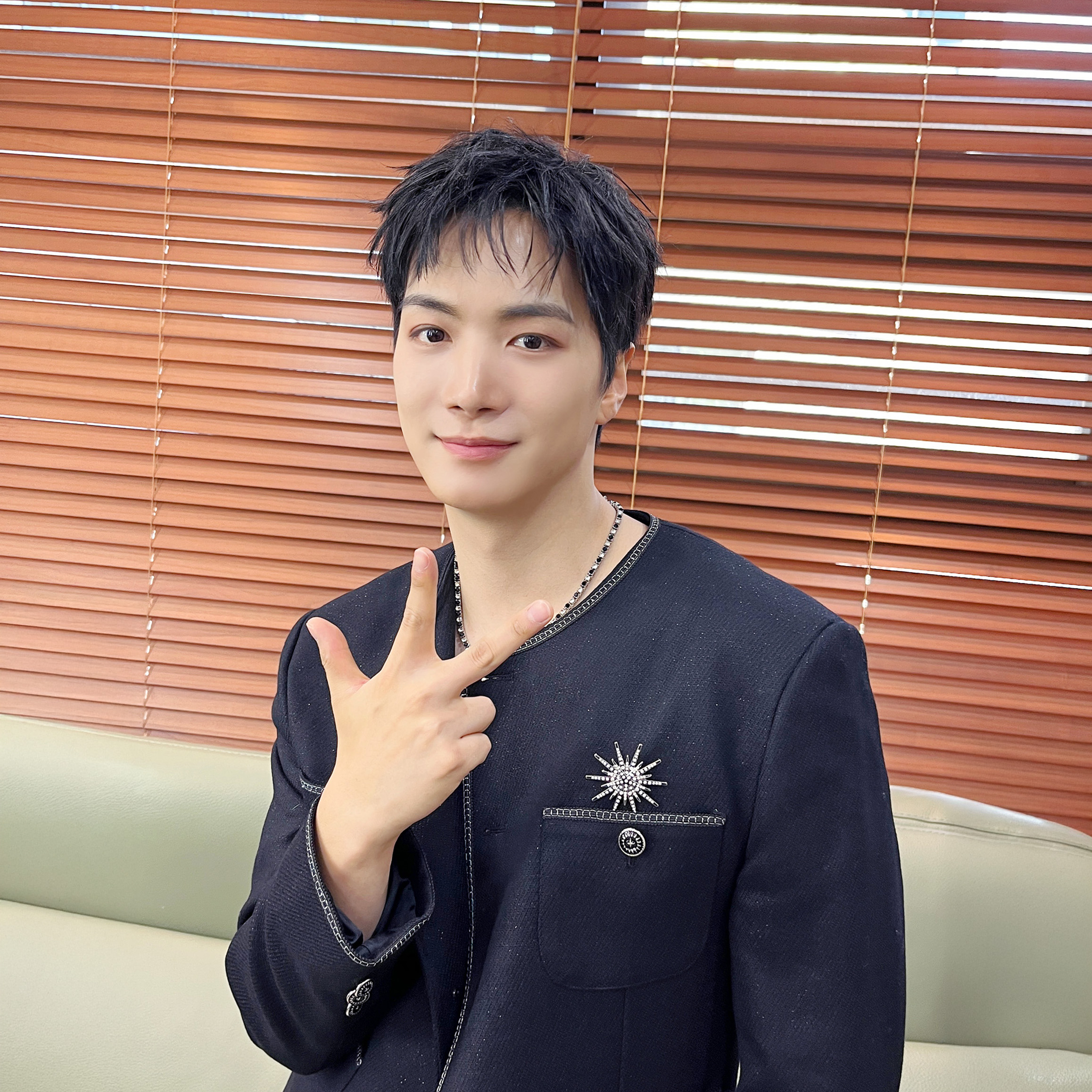 A moment captured by Kim Jonghyeon's fan