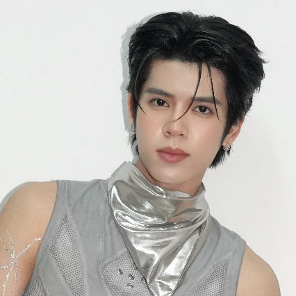 Behind-the-scenes cut of DORN (NexT1DE)