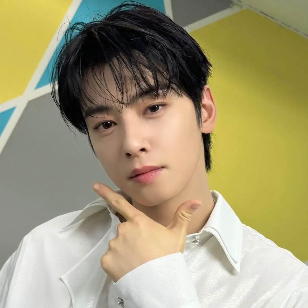 Recent activity shot of Eunwoo (ASTRO)