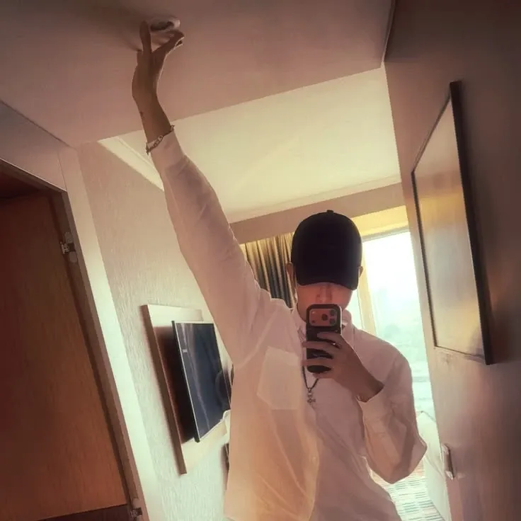 RM (방탄소년단)의 비하인드 컷