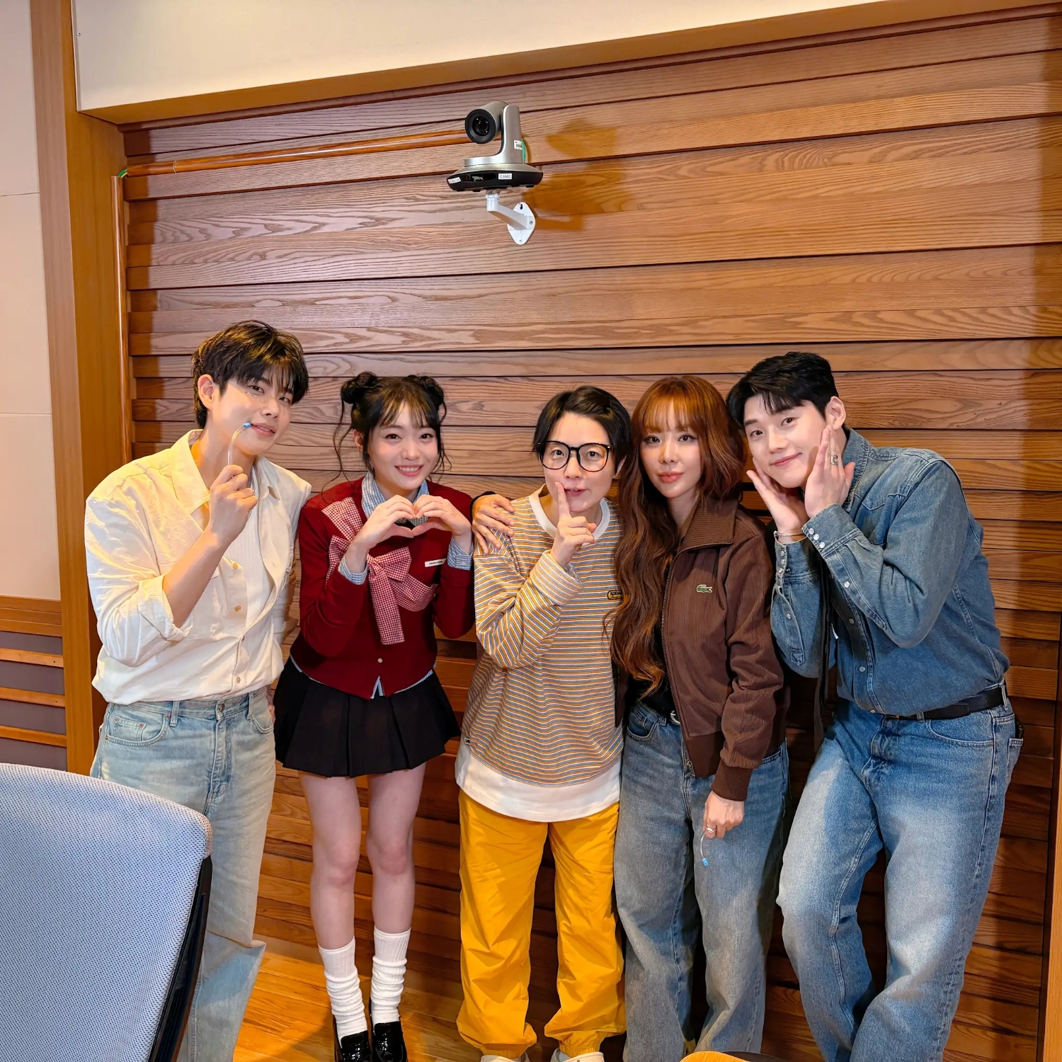 Latest photo of MJ (ASTRO)