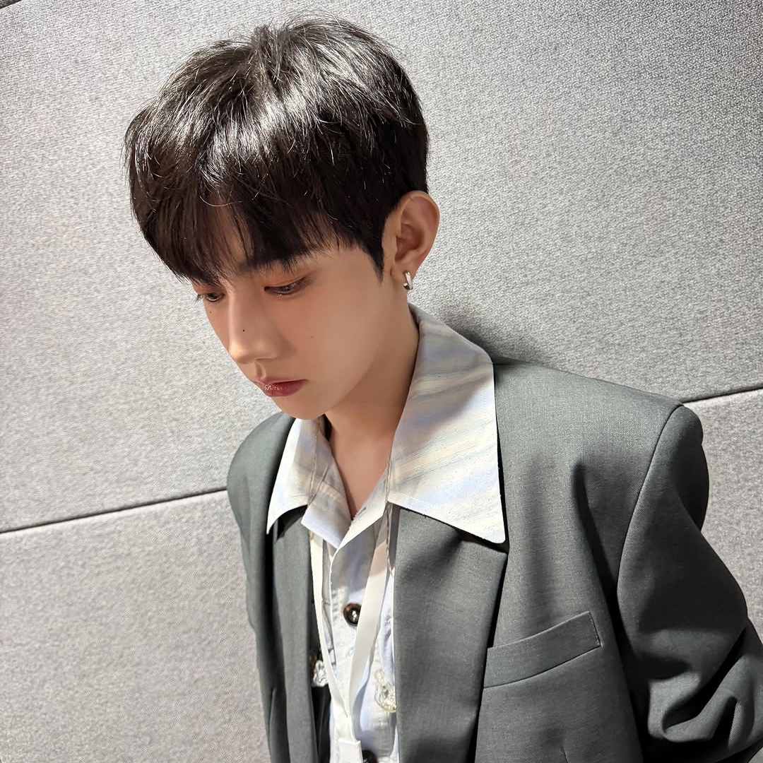 Latest photo of Zhang Hao (AND2BLE)