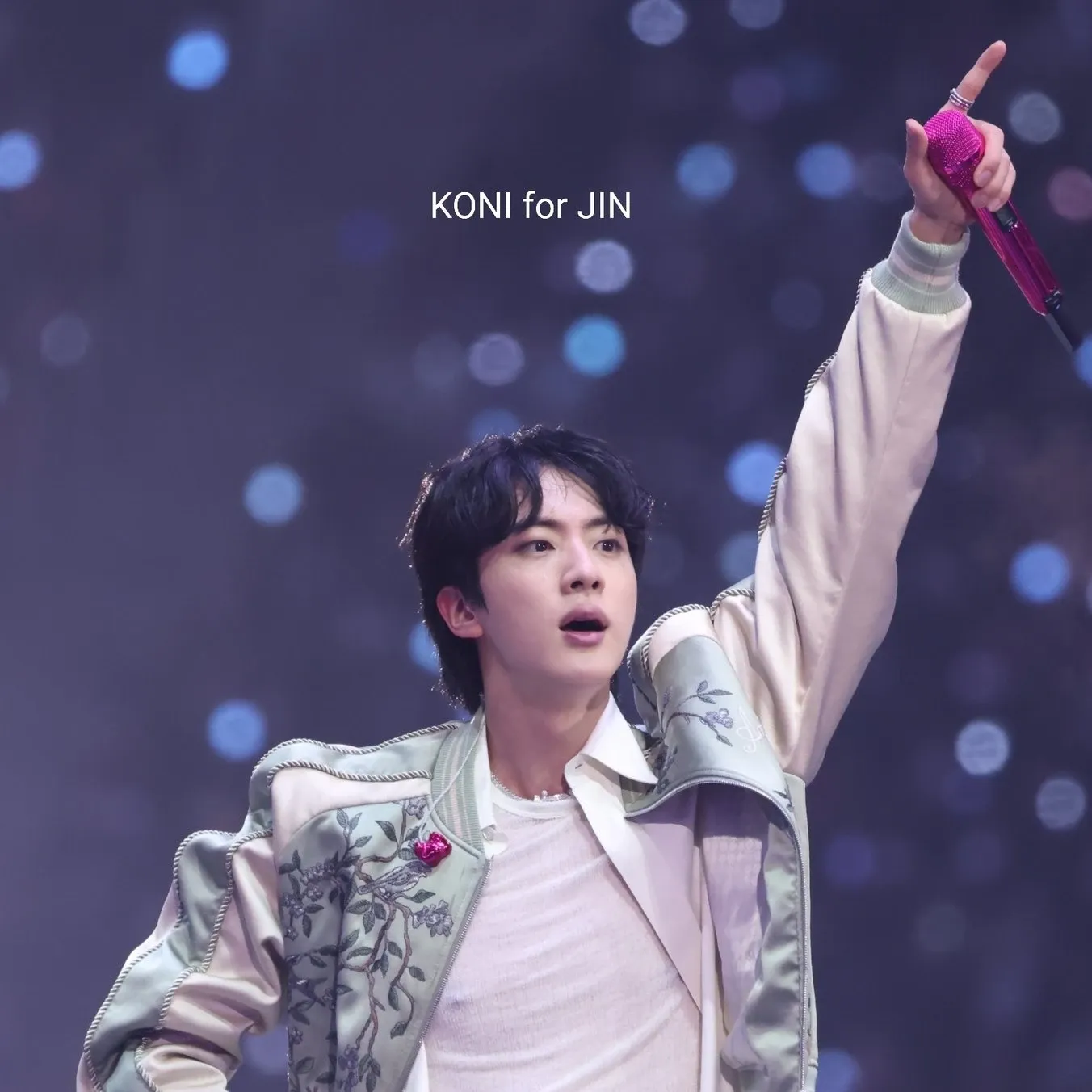 진 (방탄소년단) 최근 활동샷