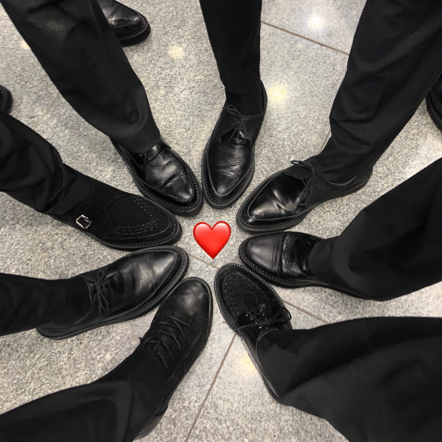 弘中 (ATEEZ)的最新照片