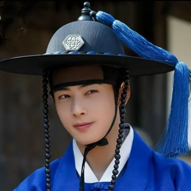 Recent activity shot of Eunwoo (ASTRO)