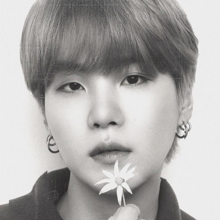 SUGA (BTS)の最近の活動写真