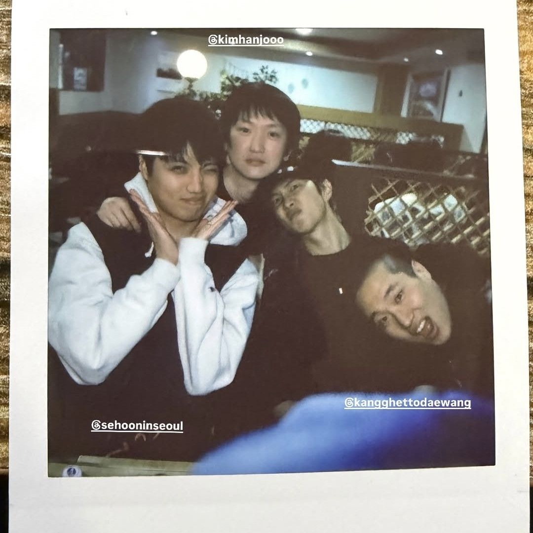 Foto aktivitas terbaru BTS