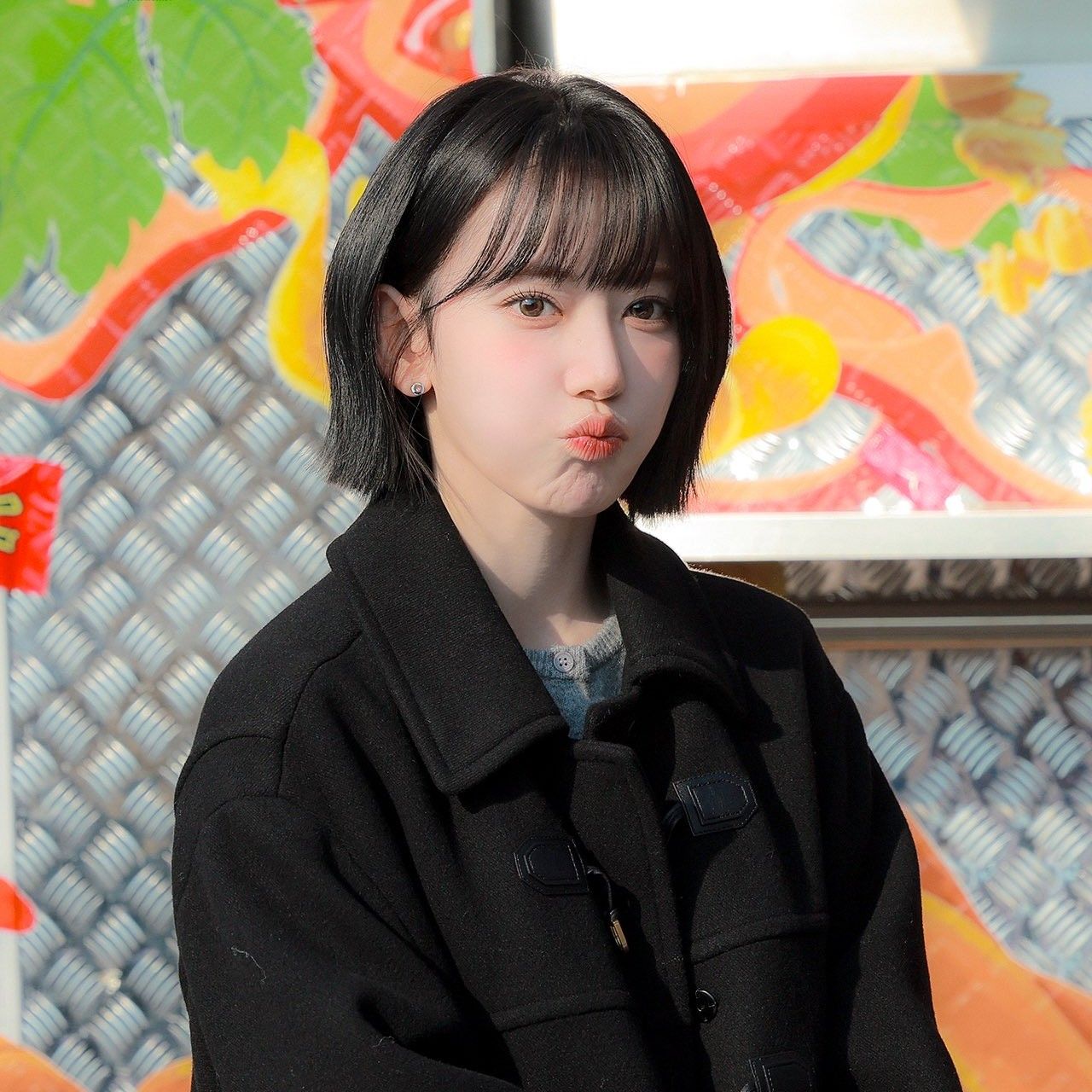 Behind-the-scenes cut of Sakura (LE SSERAFIM)