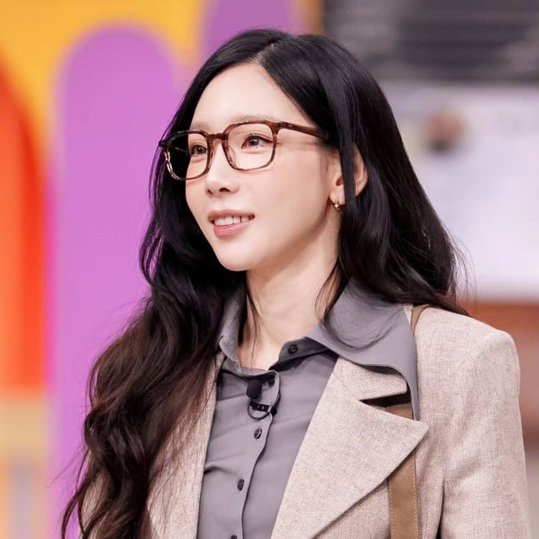 Recent activity shot of Taeyeon (Girls' Generation)