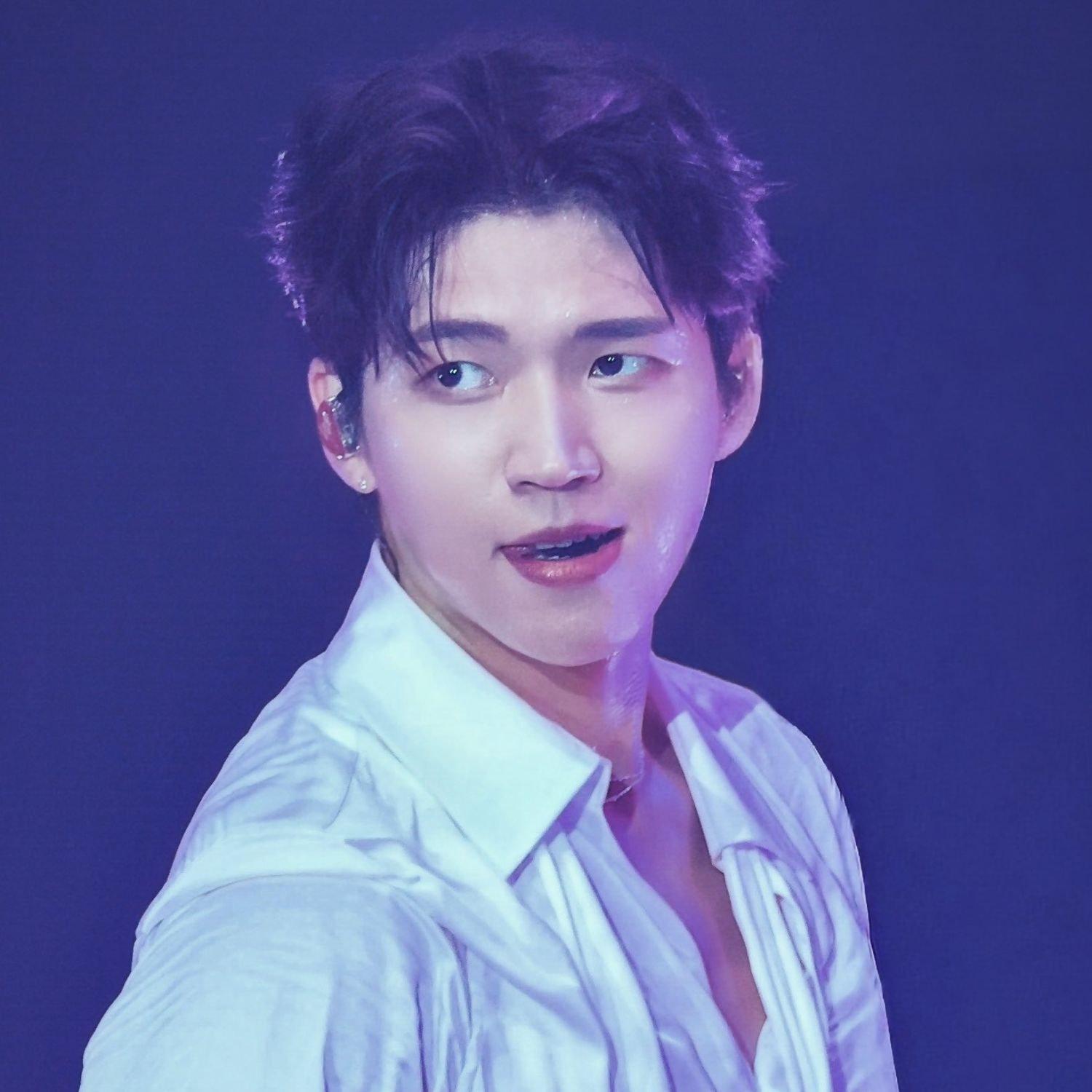 Behind-the-scenes cut of Woohyun (INFINITE)