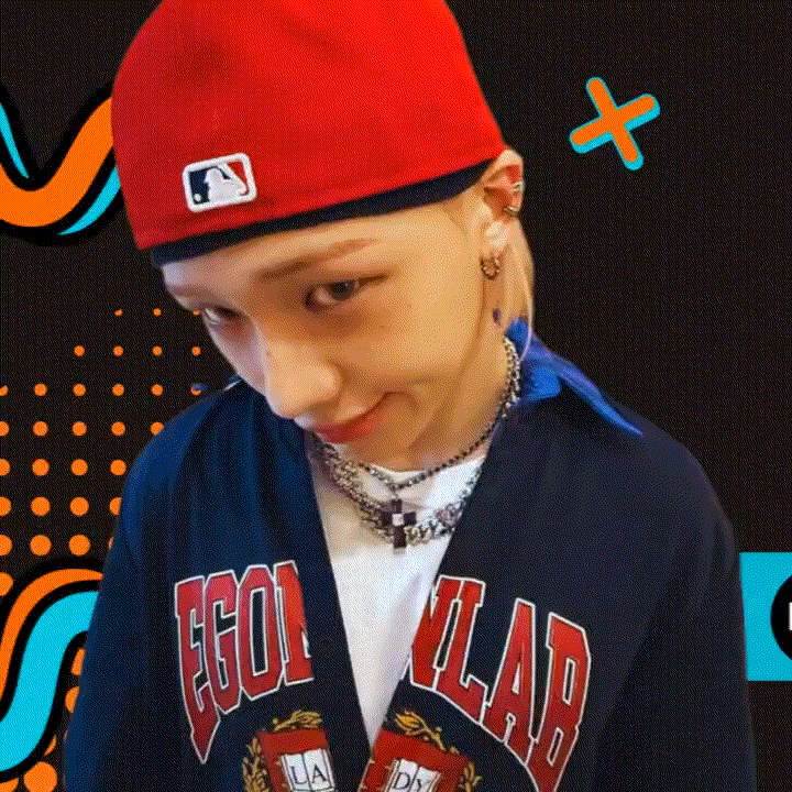 Behind-the-scenes cut of Junhyeok (TNX)