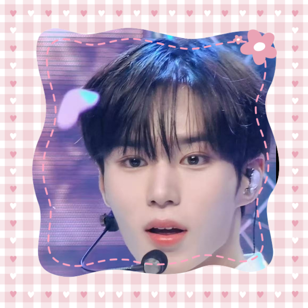 A moment captured by Kim Junseo (ALPHA DRIVE ONE)'s fan