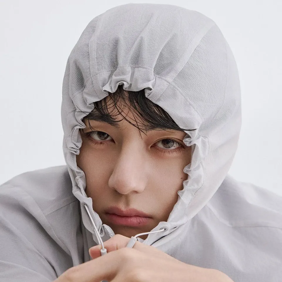 A moment captured by V (BTS)'s fan