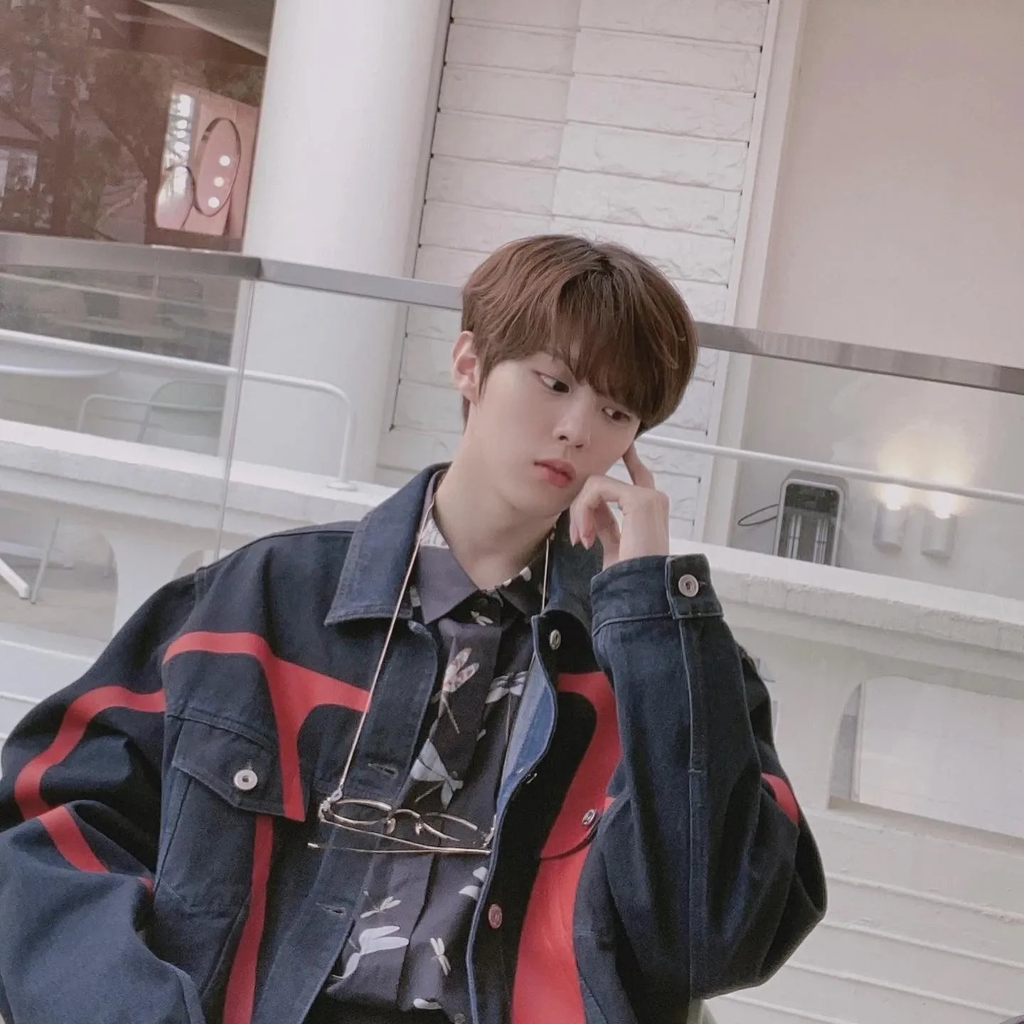 김우석의 비하인드 컷