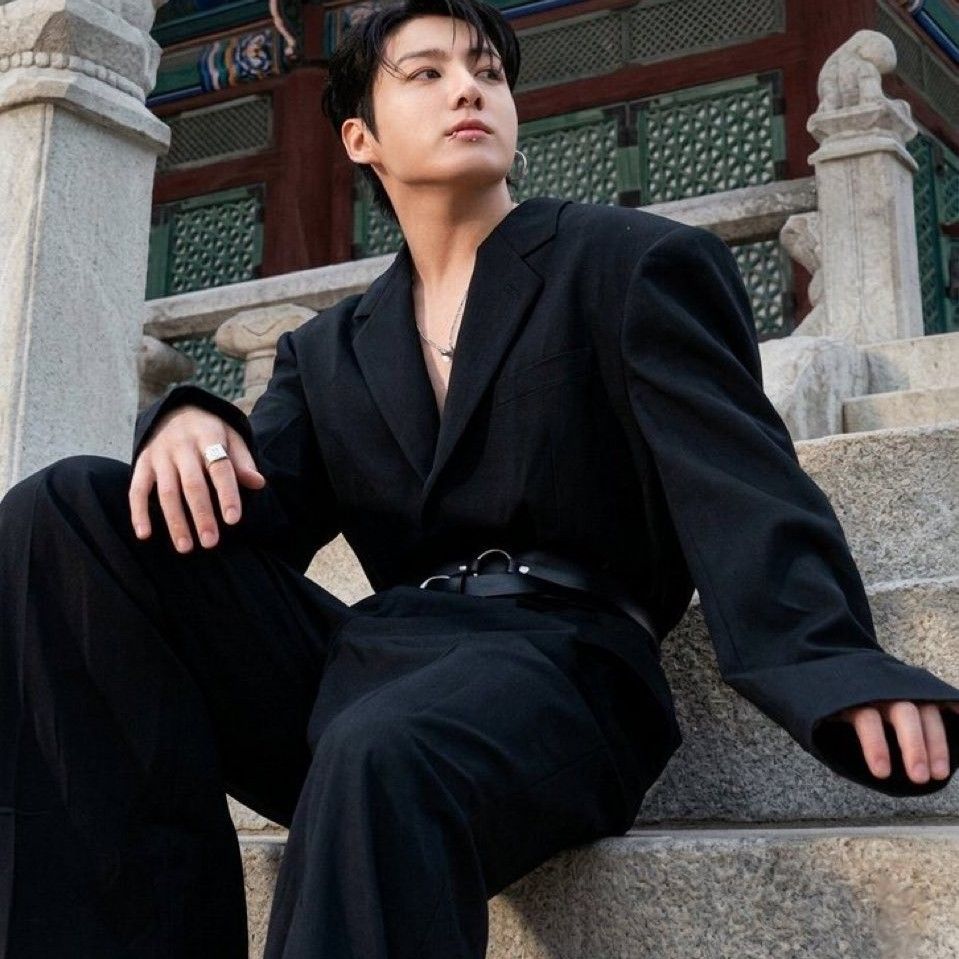 Latest photo of Jungkook (BTS)